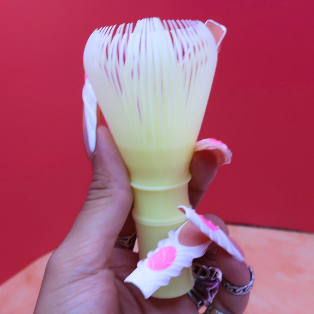 🍵 Fouet Matcha "Glow Whisk" – Version Plastique Réutilisable