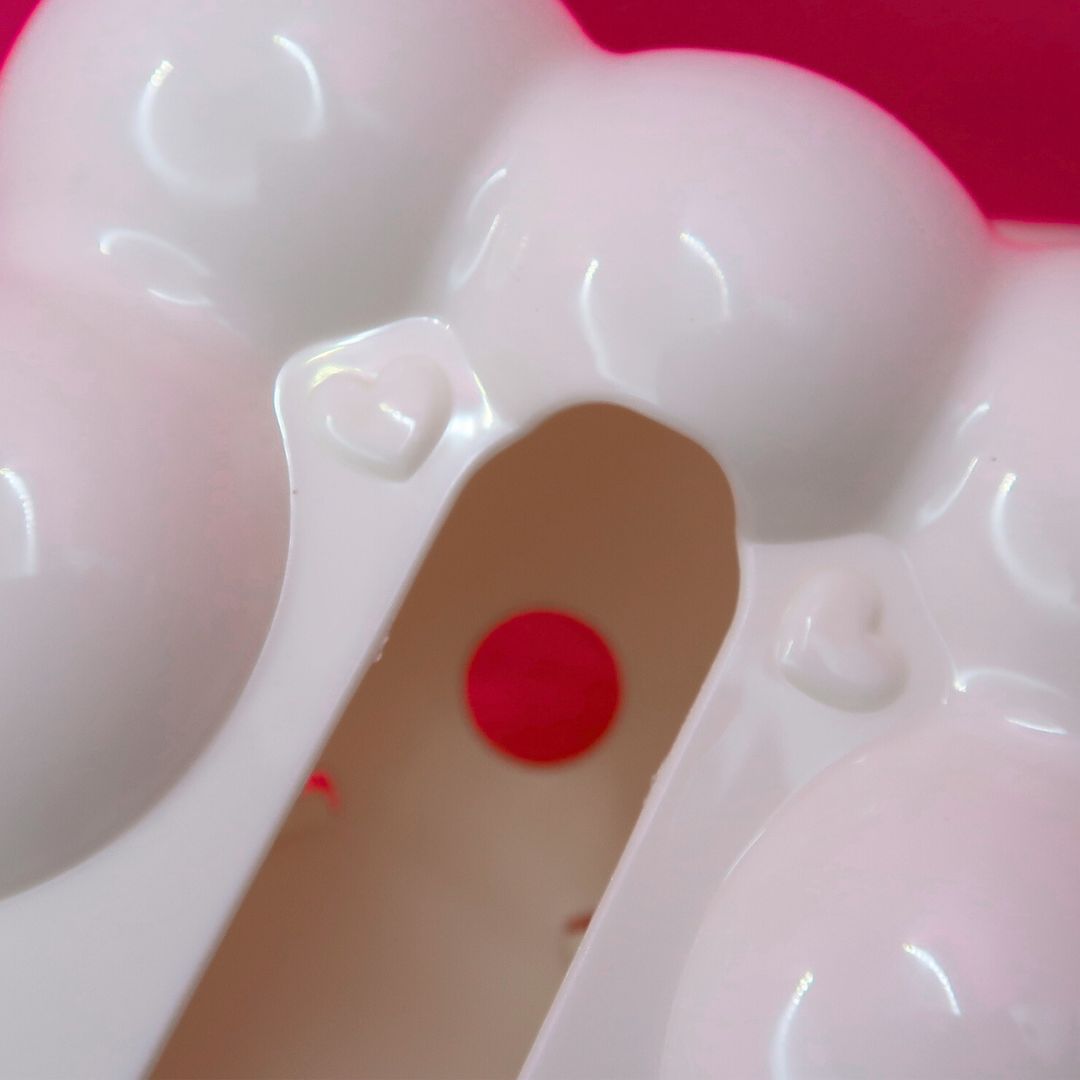 💖 Boîte à mouchoirs Bubble Pop – Édition Glossy