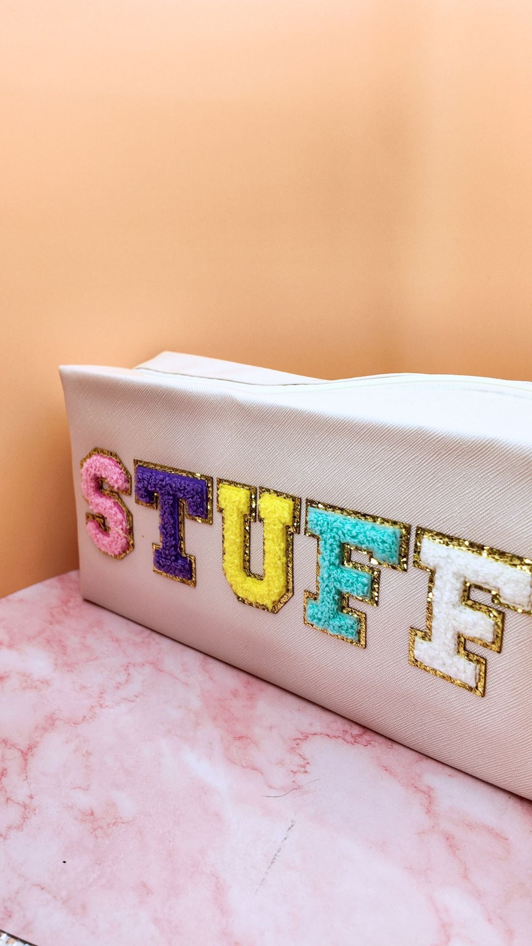 🌈 Trousse Brodée — Édition Color Pop