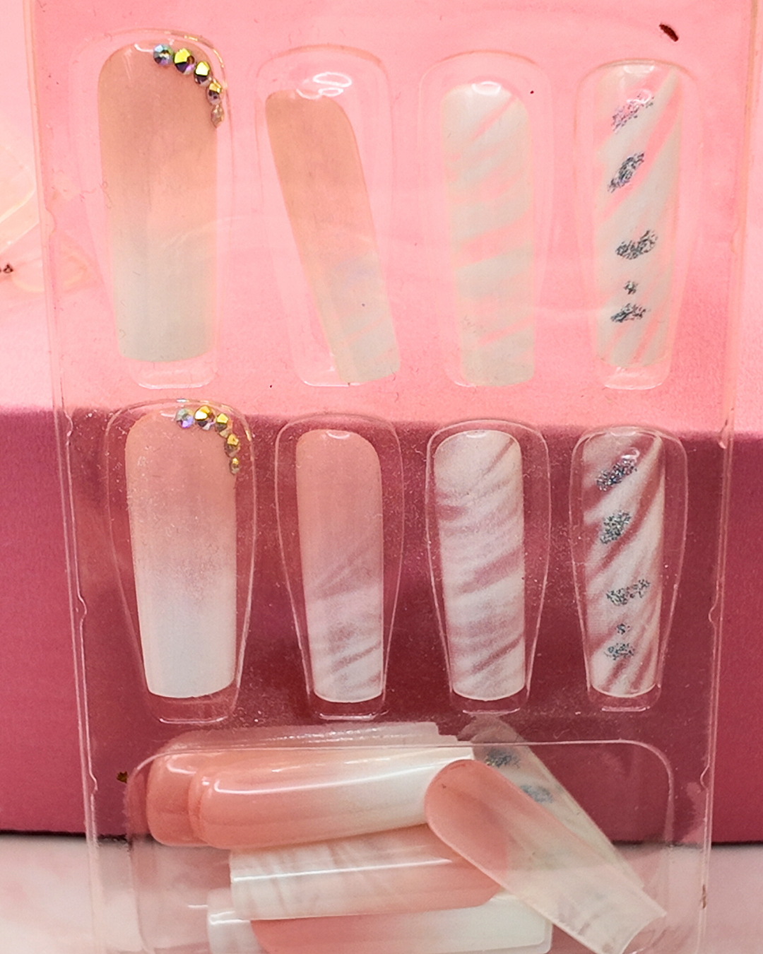 Blushing Bride – Press On Nails 👰‍♀️