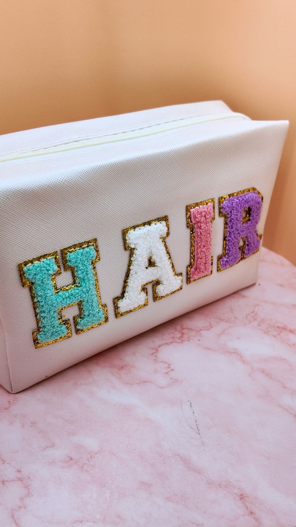 🌈 Trousse Brodée — Édition Color Pop
