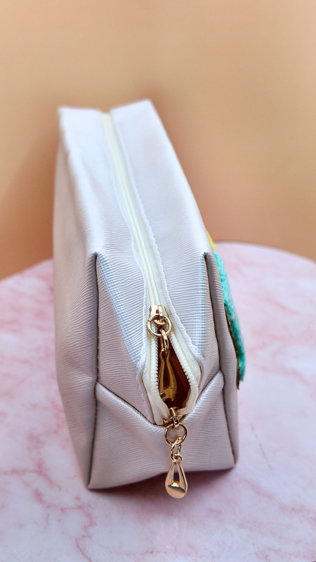 🌈 Trousse Brodée — Édition Color Pop