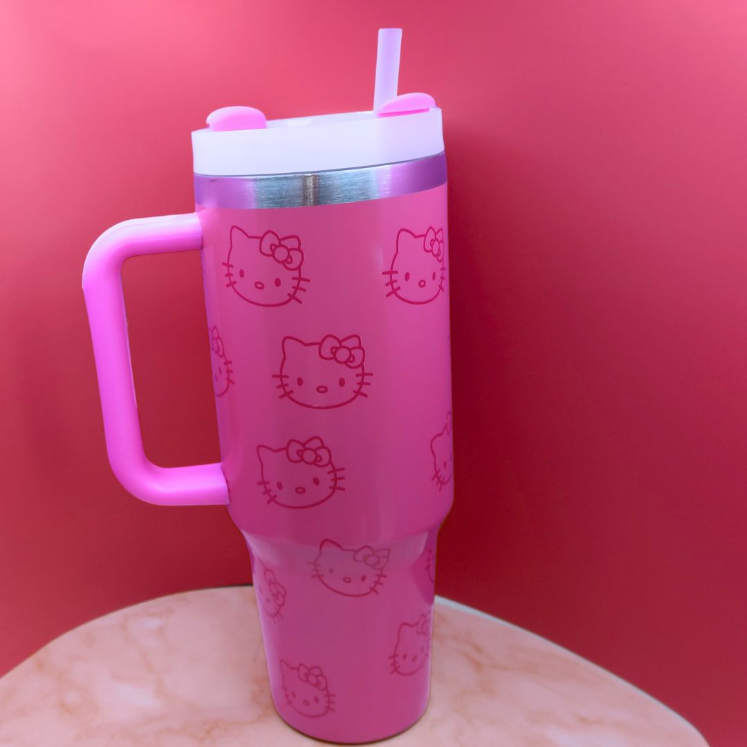 🎀 Tumbler XXL "Hello Kitty Pink" – 1L Isotherme avec Paille & Anse