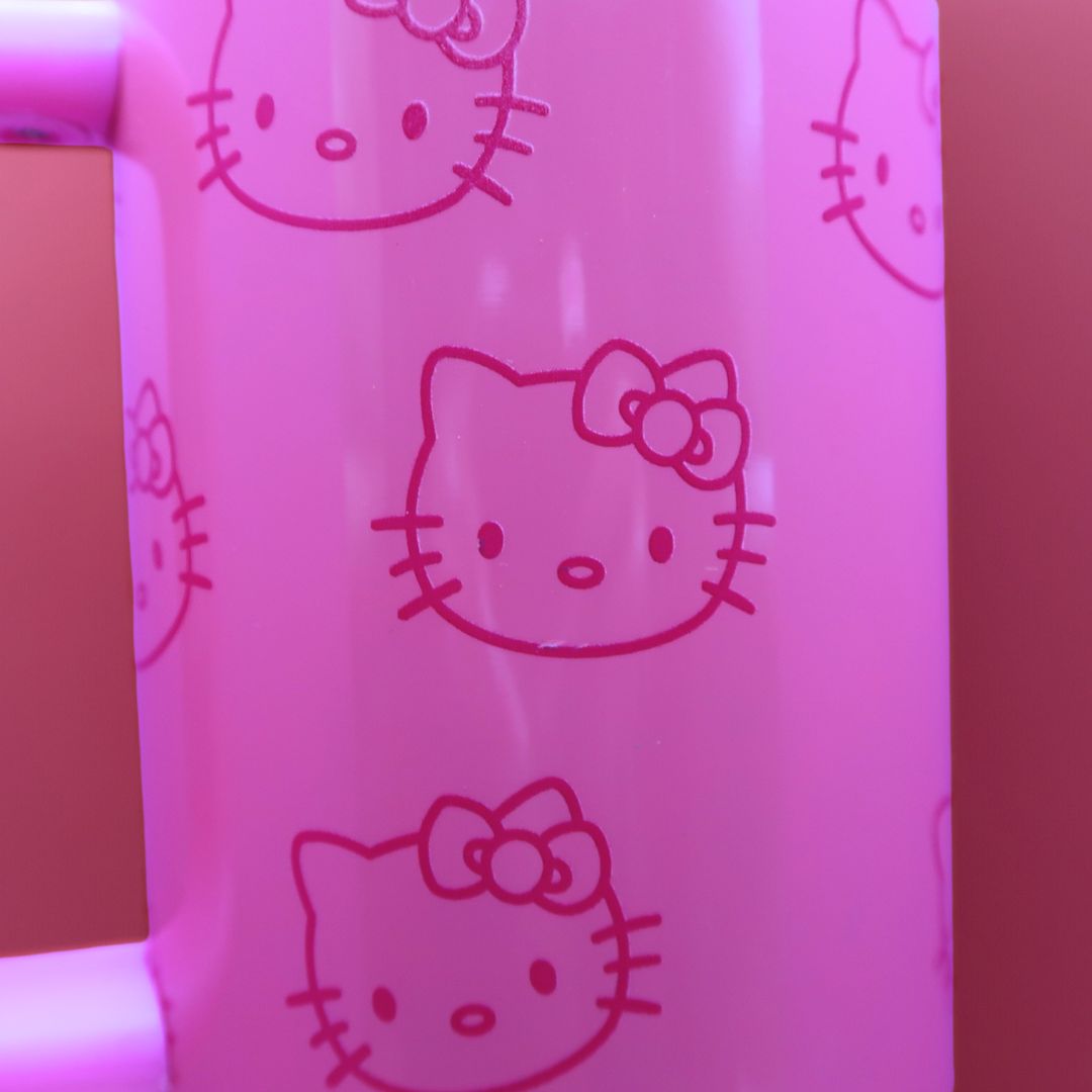 🎀 Tumbler XXL "Hello Kitty Pink" – 1L Isotherme avec Paille & Anse