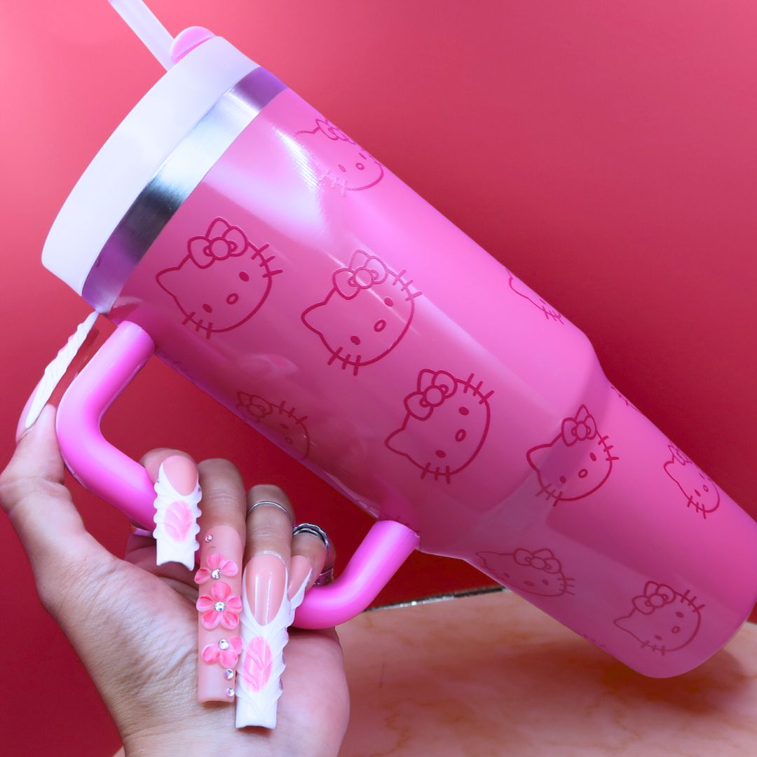 🎀 Tumbler XXL "Hello Kitty Pink" – 1L Isotherme avec Paille & Anse