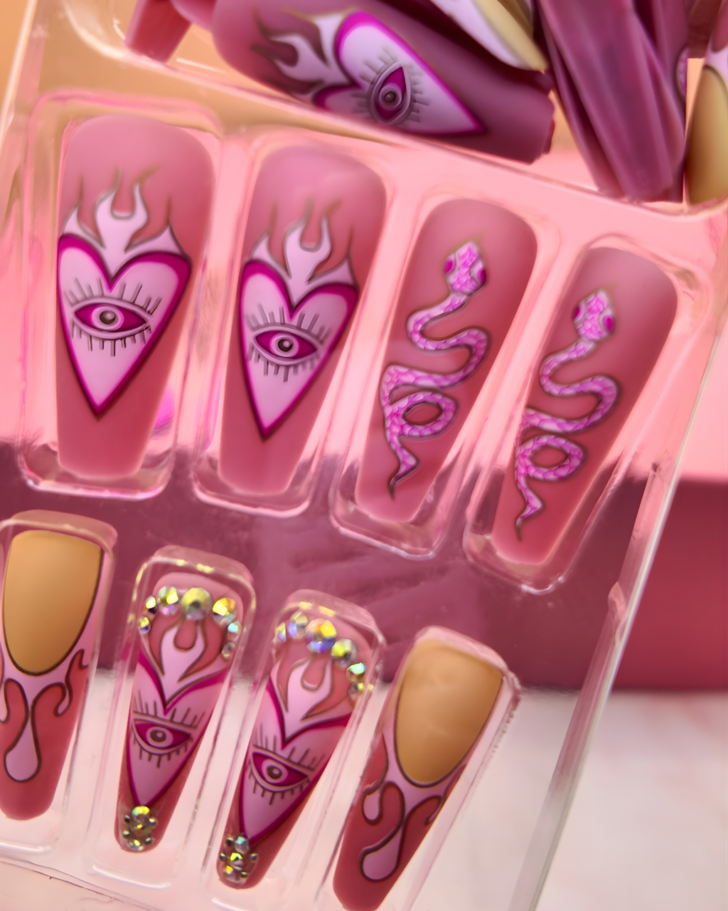 Pink Witch – Press On Nails 🔮💗