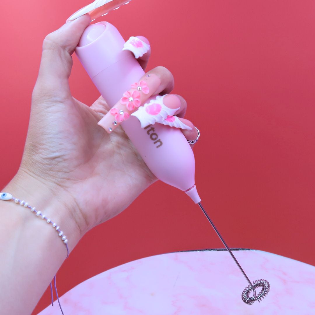 🌀 Mousseur à Lait Électrique – Rose ou Noir